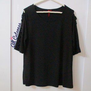 Black 3/4 Sleeve Top Size M